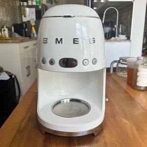 Smeg White Retro Drip Coffee Maker - Like New